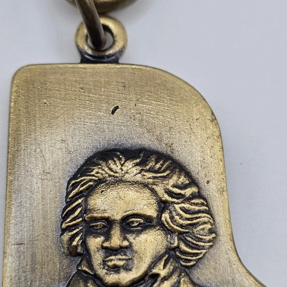 Vtg A.I.M. PGH Beethoven Piano‎ Keychain Brass USA Made 1986 Music Lover Gift